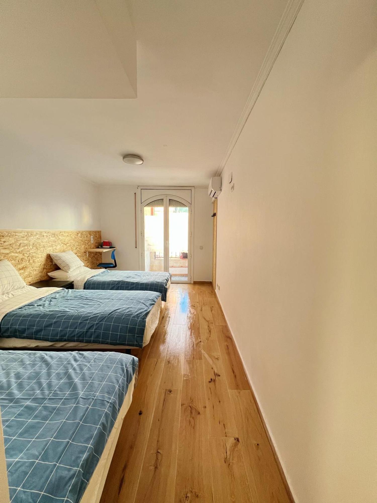 فندق لوسبيتاليت دي يوبريغاتفي  Fudodo舒适3 Beds المظهر الخارجي الصورة